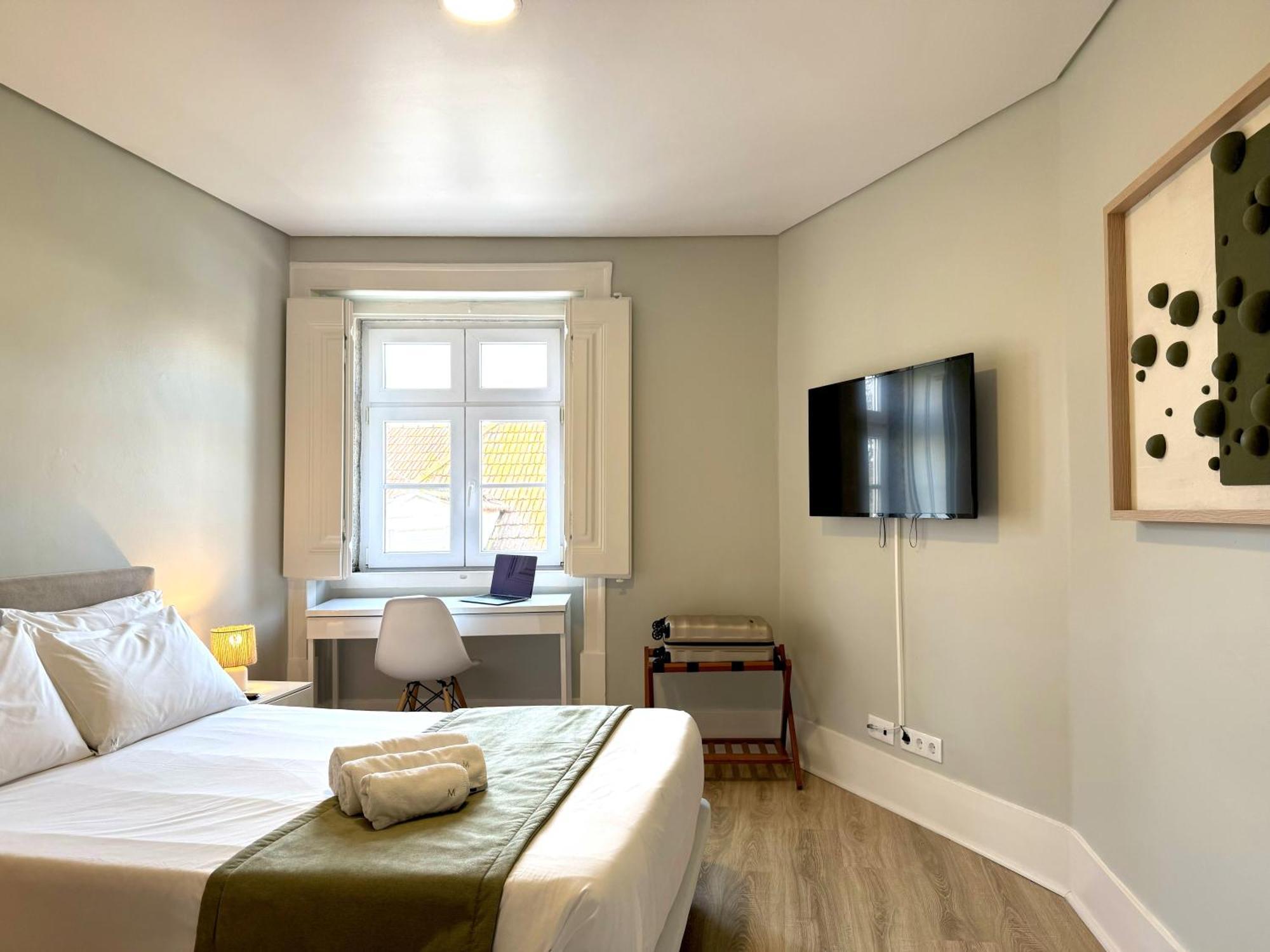 Metropolitan Living - Janelas Verdes Appartement